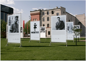Cadres en aluminium pour bâches publicitaires