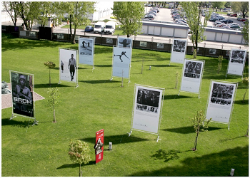 Cadres en aluminium pour bâches publicitaires