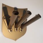 support mural pour drapeau