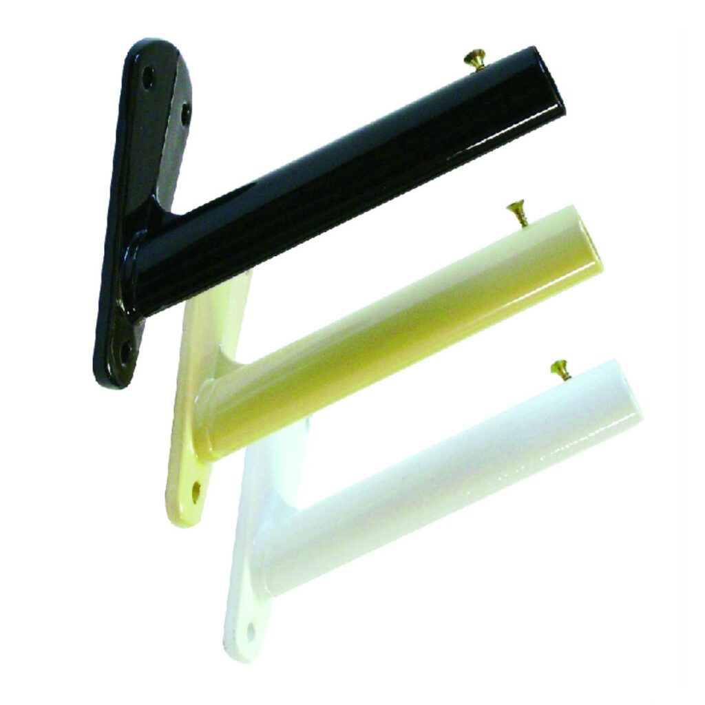 support mural pour drapeau