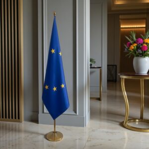 drapeau UE sur hampe