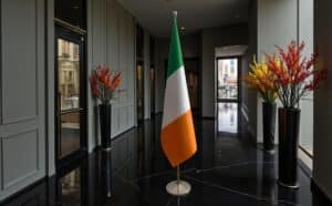 drapeau Irlande sur pied