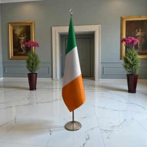 drapeau Irlande sur pied