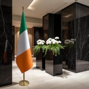 drapeau Irlande avec socle