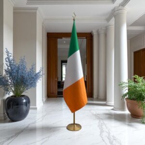 drapeau Irlande avec mat