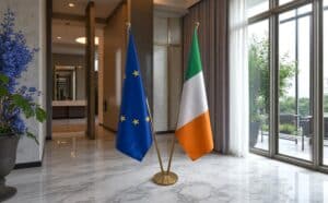 drapeau Irlande avec mat