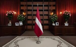 drapeau Lettonie avec pied