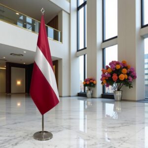 drapeau Lettonie sur mât
