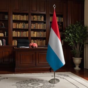 drapeau Luxembourg sur socle