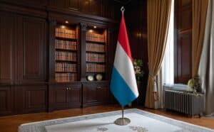 drapeau Luxembourg sur socle