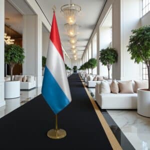 drapeau Luxembourg avec pied