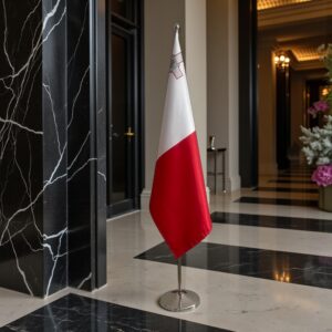 drapeau Malte sur socle