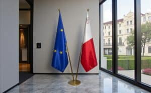 drapeau Malte avec pied