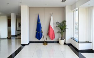 drapeau Pologne sur hampe