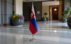 drapeau Slovaquie avec pied