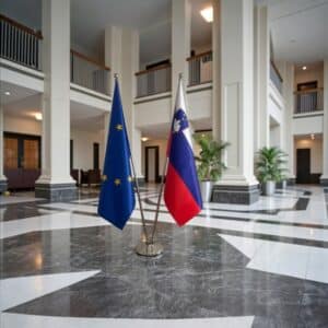 drapeau Slovenie avec socle