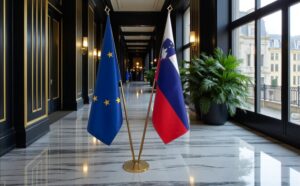 drapeau Slovenie avec hampe