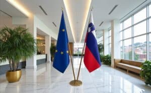 drapeau Slovenie avec hampe