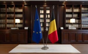 drapeau belgique sur pied