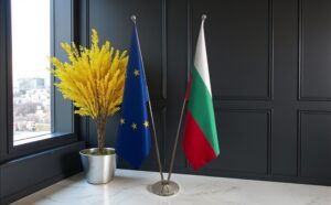 drapeau bulgarie sur socle