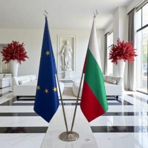 drapeau bulgarie sur socle