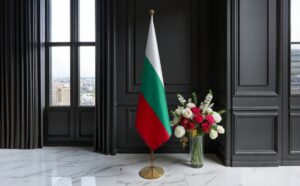 drapeau bulgarie avec mât