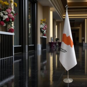 drapeau Chypre sur pied