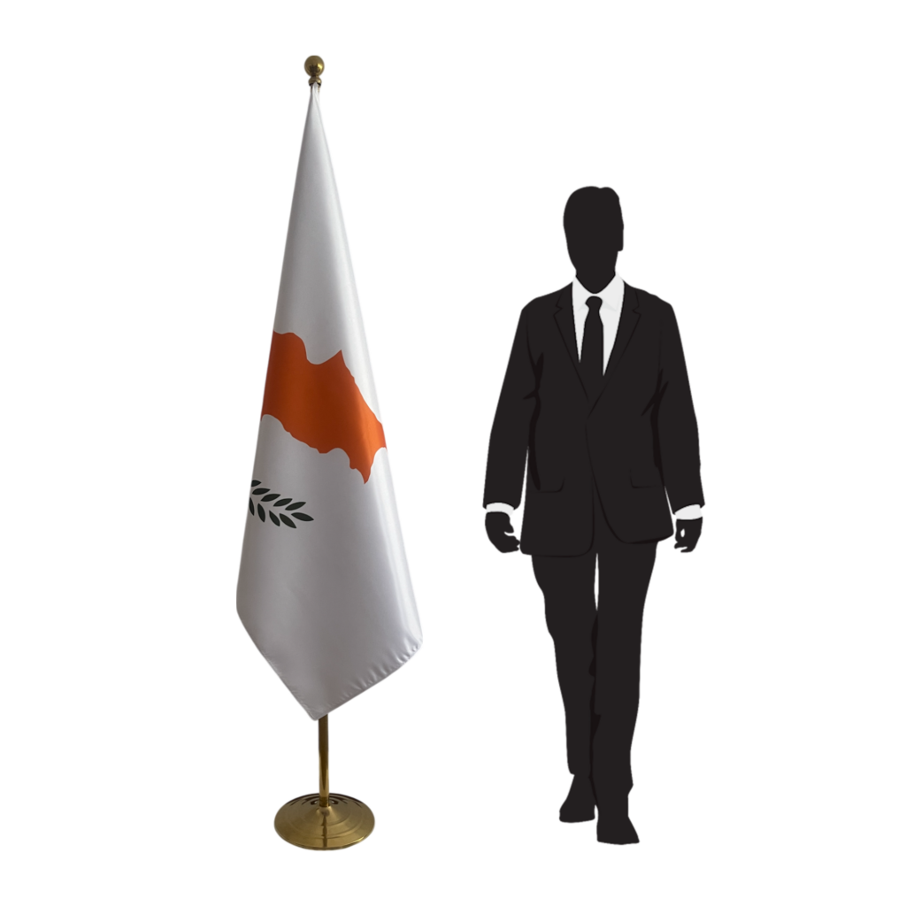 drapeau chypre sur pied