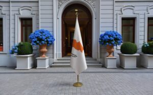 drapeau Chypre diplomatic