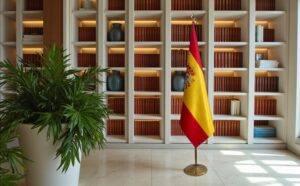 drapeau espagne avec pied