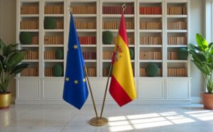 drapeau espagne avec pied