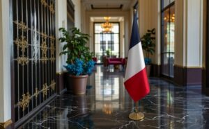 drapeau france avec hampe