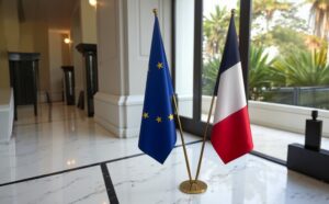 drapeau france sur pied