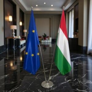 drapeau Hongrie sur hampe