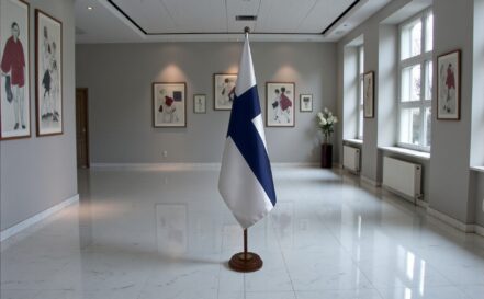 socle drapeau finlande