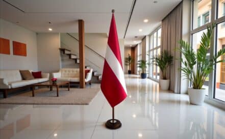 socle drapeau lettonie