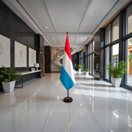 socle drapeau luxembourg