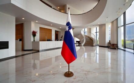 socle drapeau slovenie