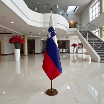 socle drapeau slovenie