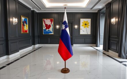 socle drapeau slovenie